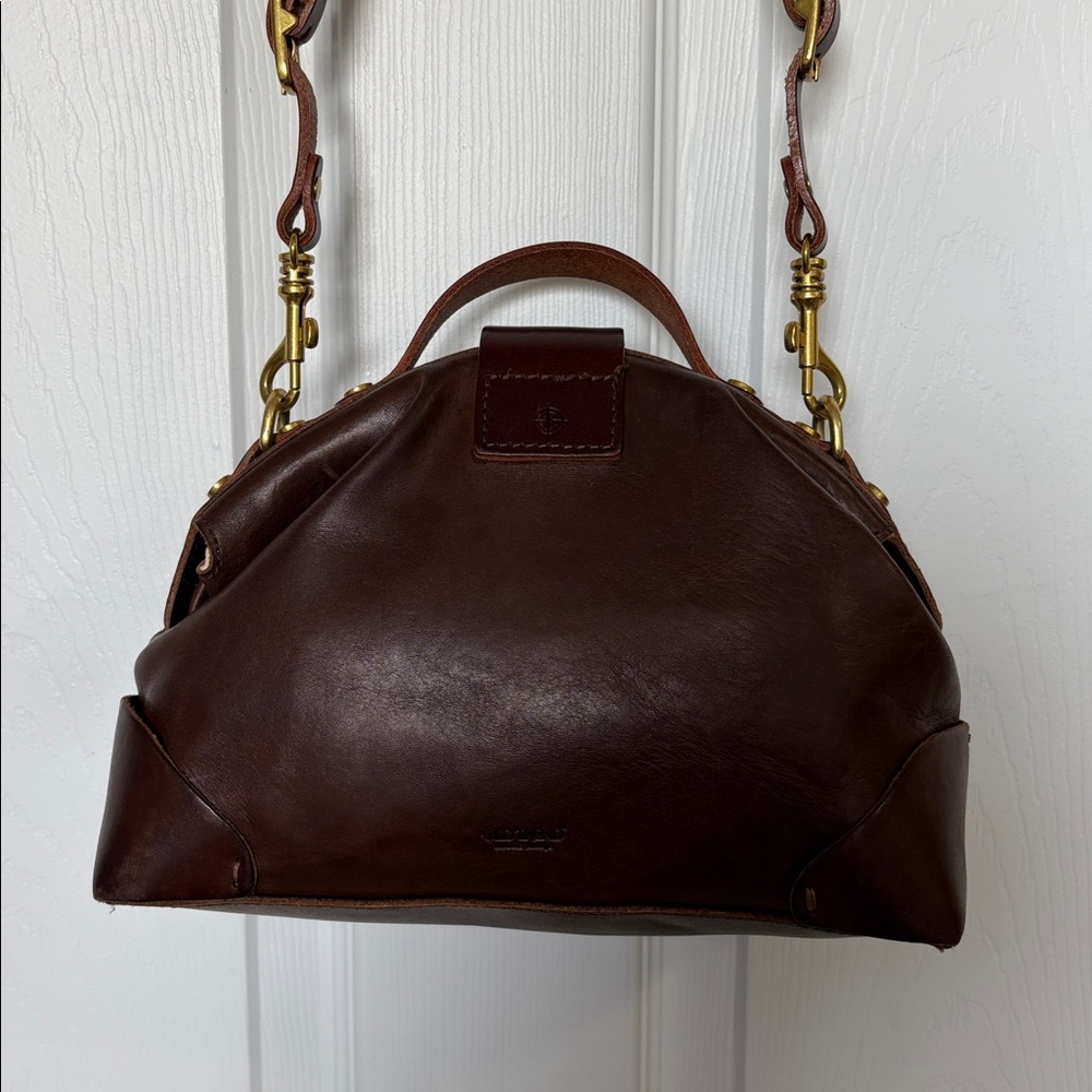 Old Trend Gypsy Soul Leather Crossbody Bag - Picture 8 of 17